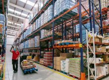 TRABAJANDO EN ALMACEN